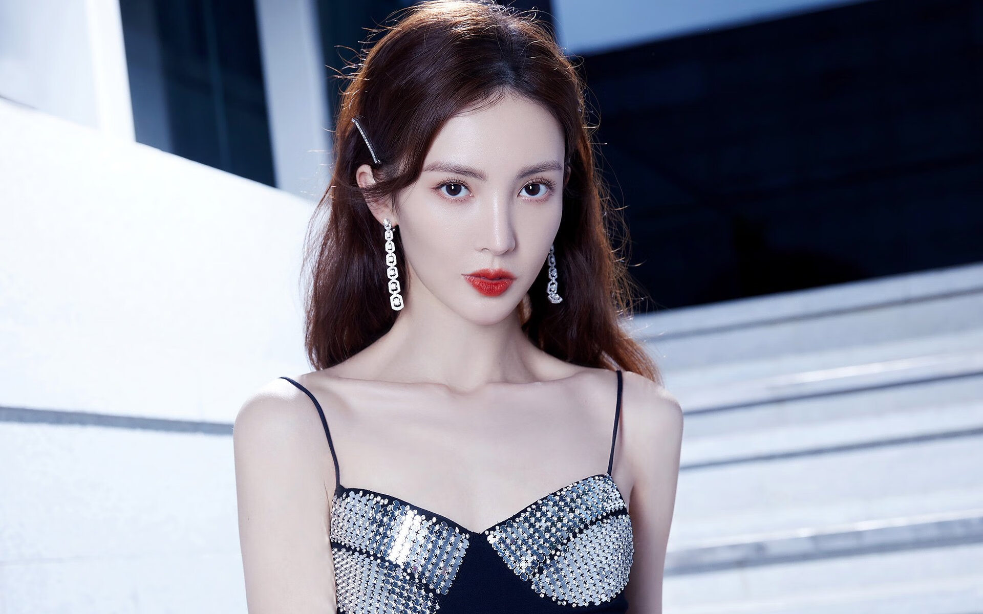 _篮球迷狂欢夜：明星球员线上互动助兴_，篮球迷聚集地综艺