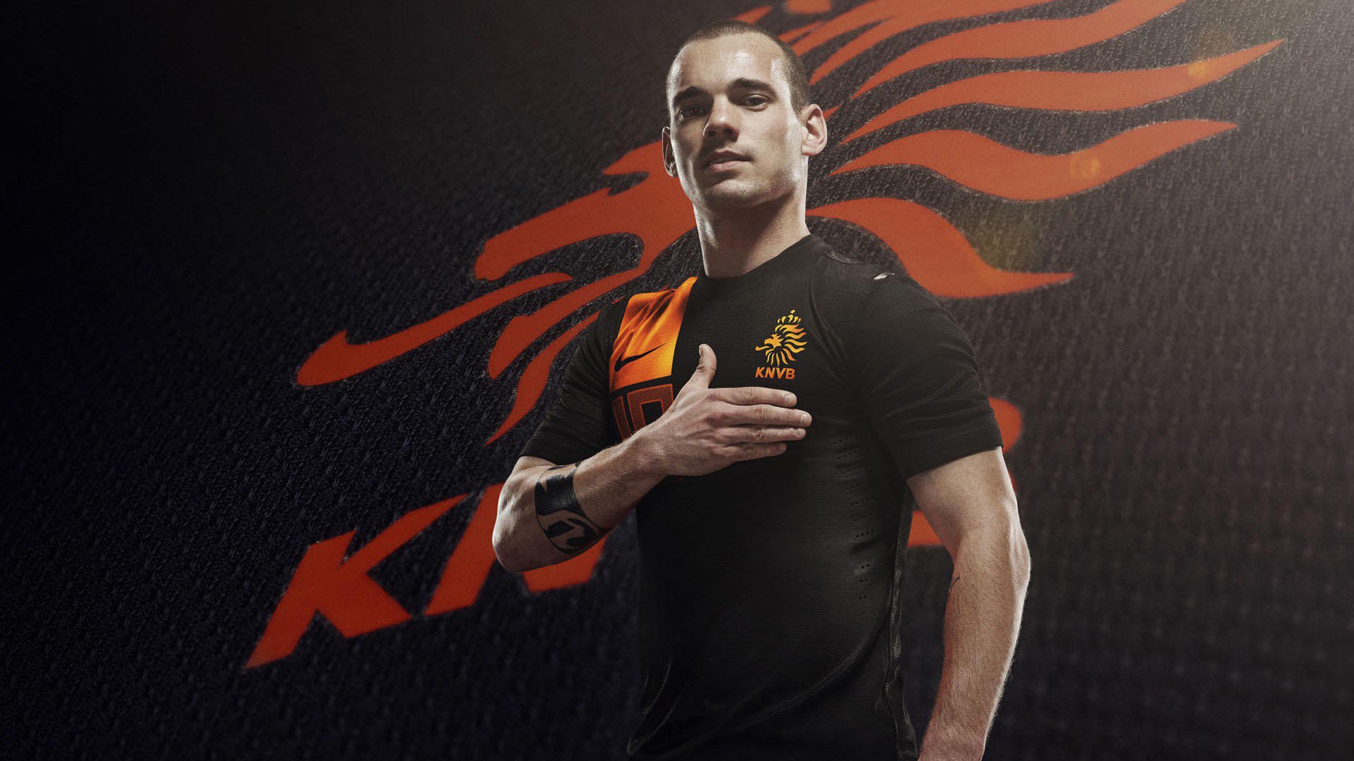 2019年季后赛，库里在一场比赛中投中8个三分，刷新个人季后赛单场三分球纪录